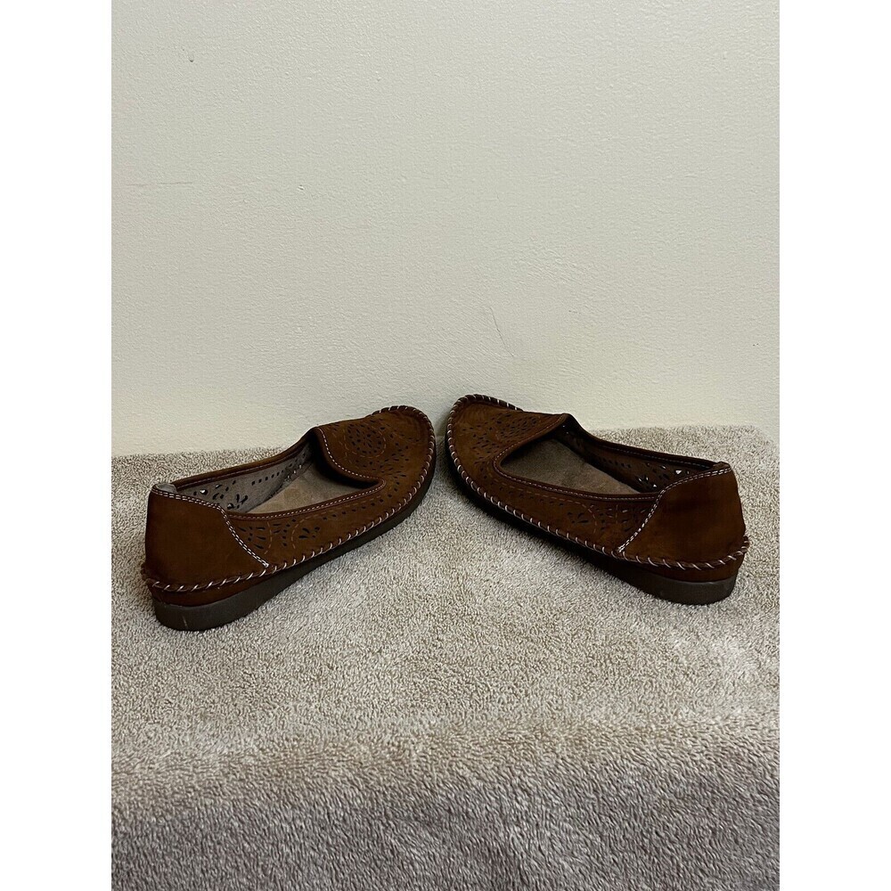 Earth Origins Women's Slip Ons  Size 9.5 - Leather and Synthetic Uppers - Picture 2 of 4
